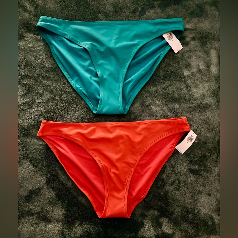 NWT Bundle of Old Navy Low-Rise Classic Bikini Swim Bottoms (2 pairs)